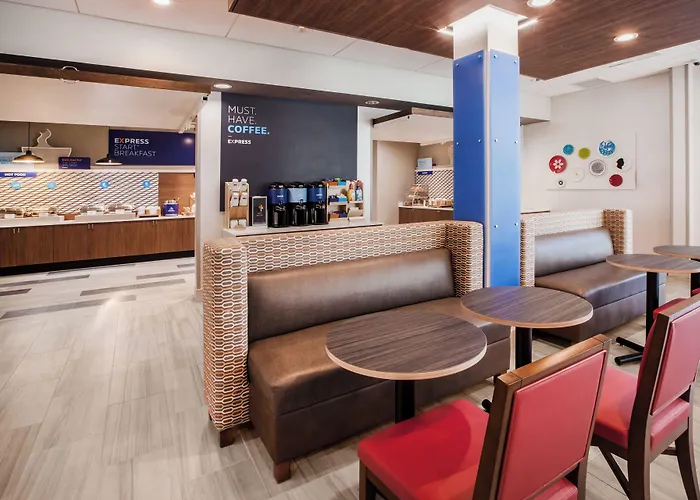 Hotel Express Tallahassee-university By Ihg